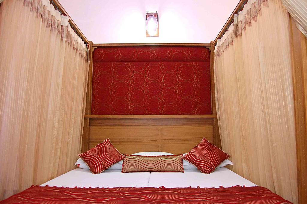 Hotel Ishan Villa Амритсар Экстерьер фото